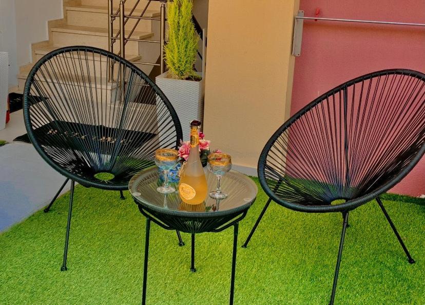 Petros House Aparthotel Sarti Luaran gambar